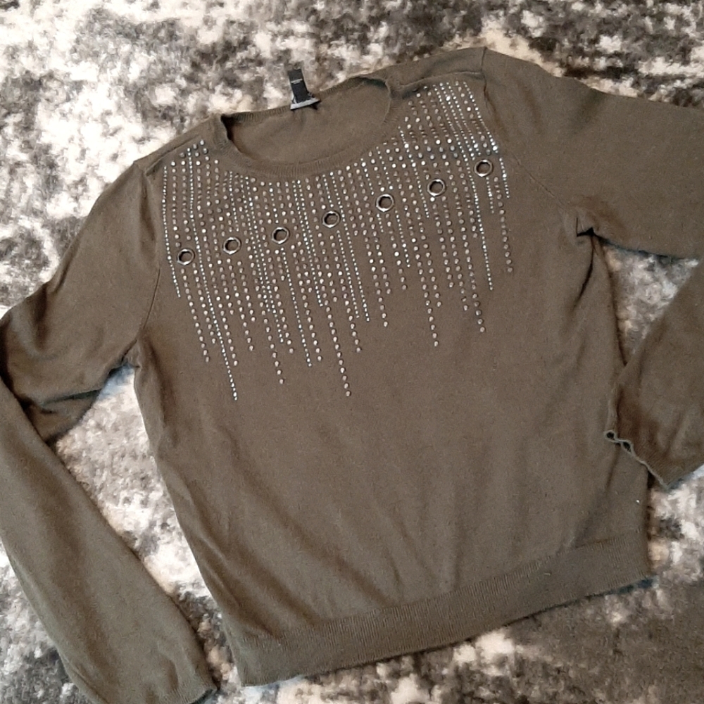 Express stud and grommet sweatshirt